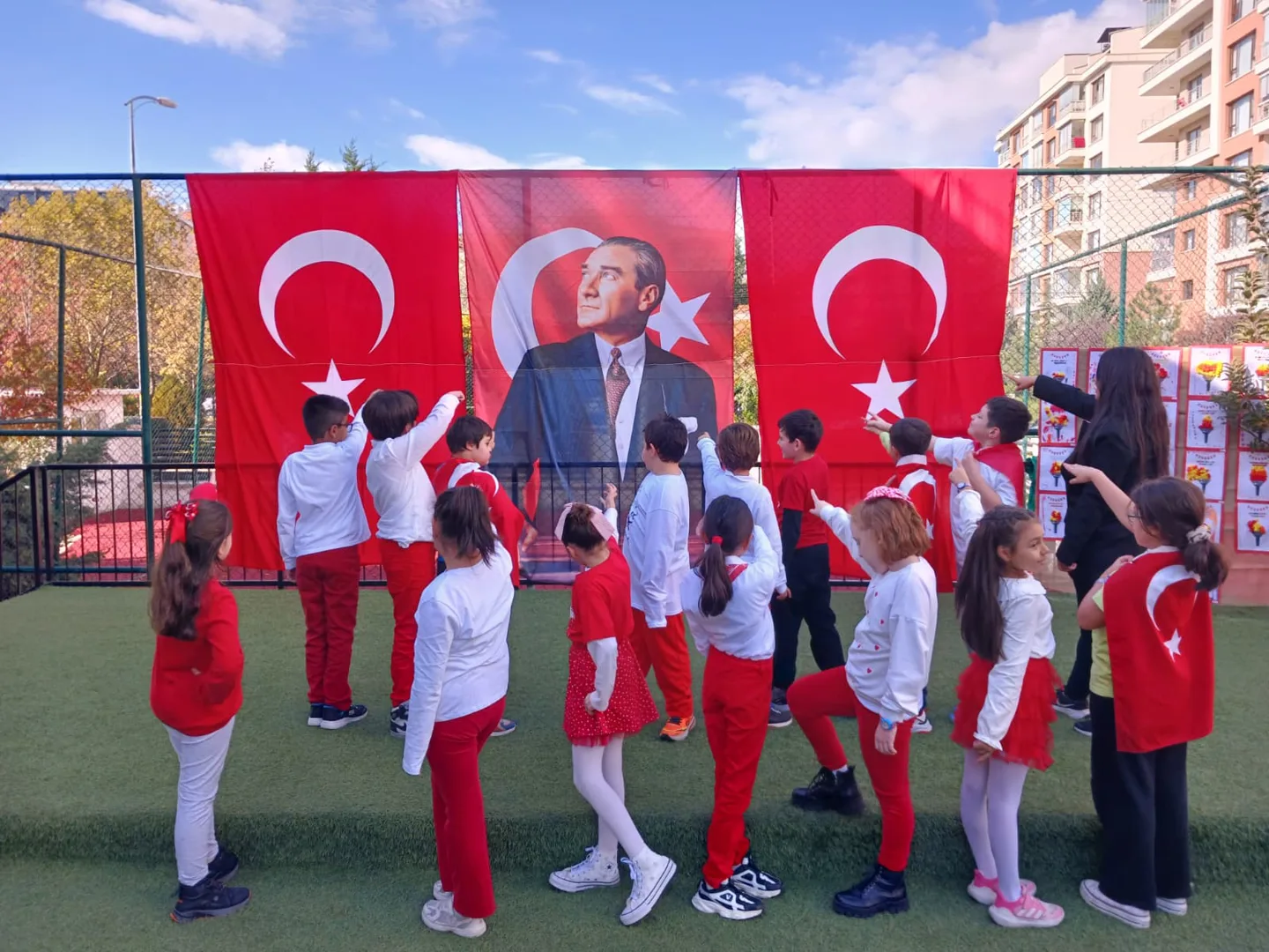 CUMHURİYET BAYRAMIMIZ KUTLU OLSUN.  - 1